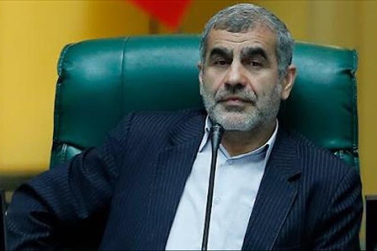 Irán descarta negociaciones con EEUU y mantiene cierre de Ormuz