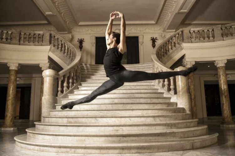 La crítica como acompañamiento necesario al arte