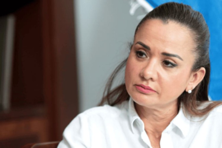 Prefecta de la mayor provincia de Ecuador anuncia su dimisión