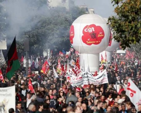 Polémica en Francia por ley que afecta al 1 de mayo