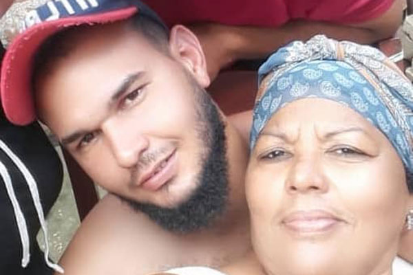 Ginecología guaimareña Yudith Cuevas. Foto tomada de Facebook.