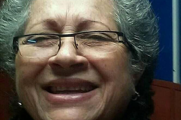 Locutora, guionista y directora de programas radiales Aurora Nápoles Quiñones.