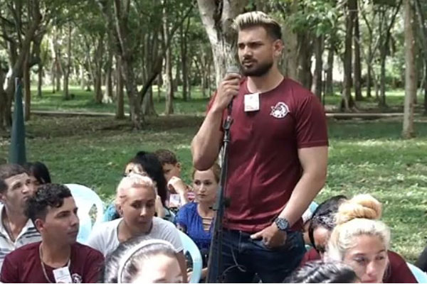 La nueva generación guaimareña entusiasta y revolucionaria.