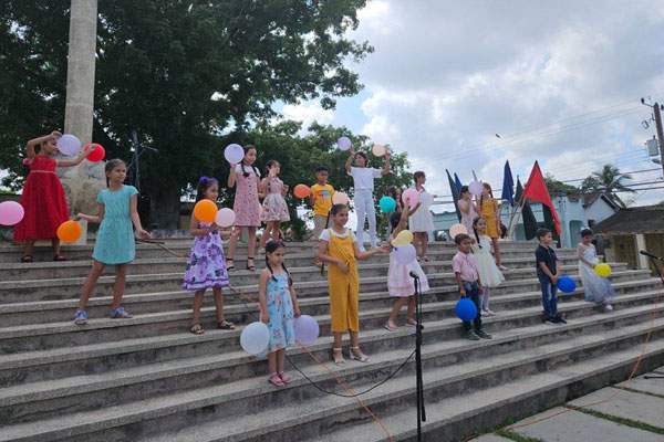 Colectivo de trabajadores de Radio Guáimaro.