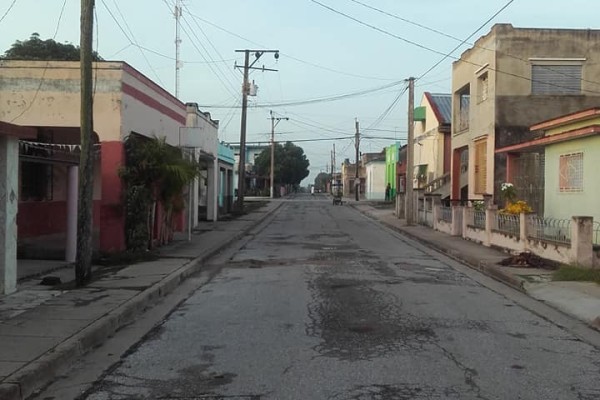 Destellos de la calle Eudaldo Ávila