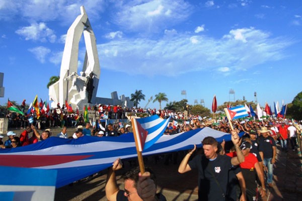 Alistan en Camagüey colorido desfile por el 1ro de Mayo