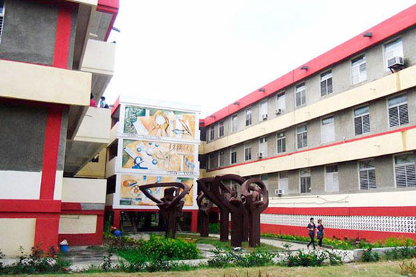 universidad holguin 02