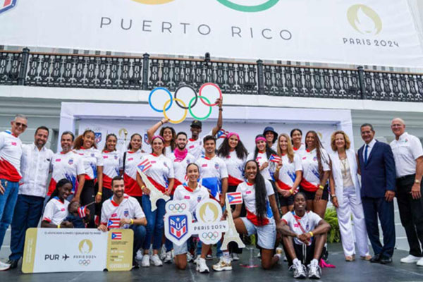 Abanderan Delegacion de Pue