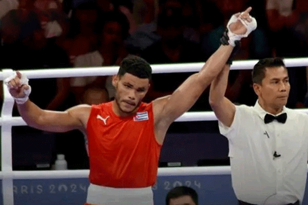 Paris 2024 Erislandy Alvare