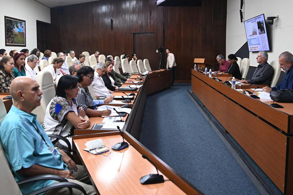 full dc expertos cientifico