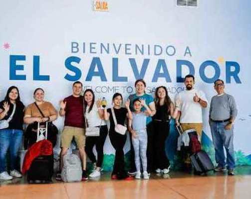 El Salvador turistas 1