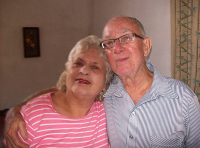 José Ramón Cuquejo junto a su esposa Martha