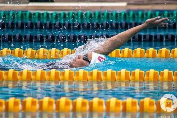 P3Gy 35449577 0514 natacion