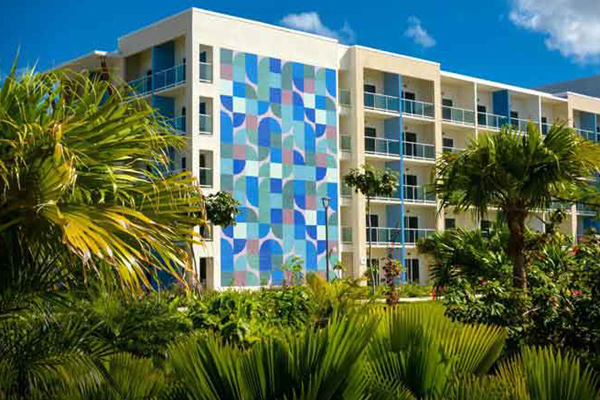 1 0611 hotel holguin sender