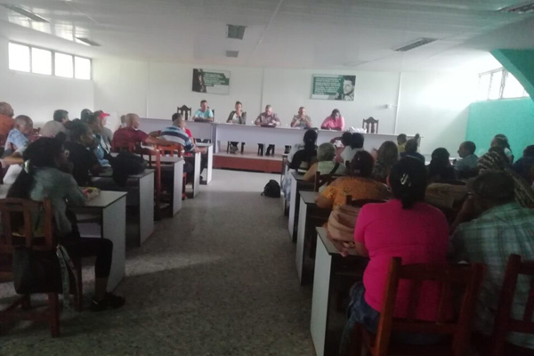 reunion gobierno 1024x768