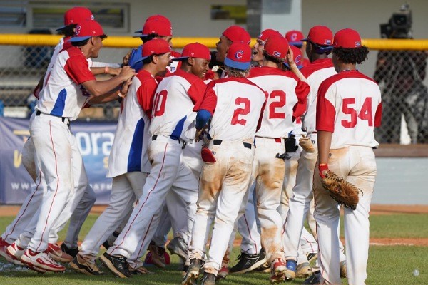 Cuba gana torneo del Caribe y cupo mundialista en beisbol