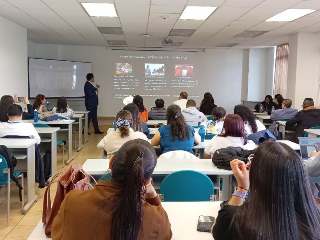 Ecuador I Congreso Elam1