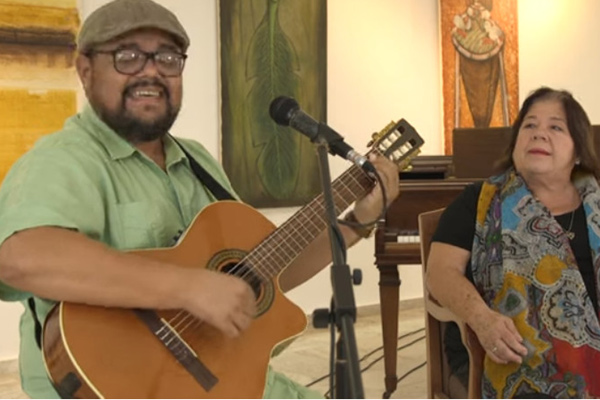 Trovador Eduardo Sosa y actríz Corina Mestre