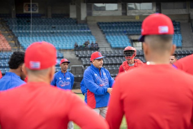 Cueto brazo de urgencia para Cuba1 1