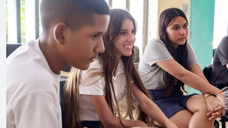 jovenes cuba