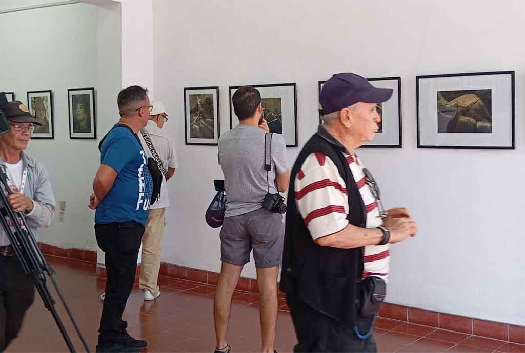 Exposicion-sacramento-1