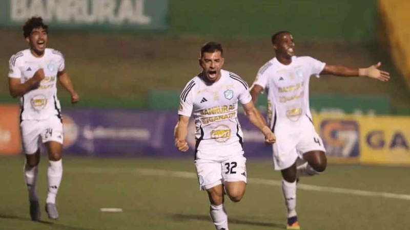 Comunicaciones won and secured their category in Guatemalan football