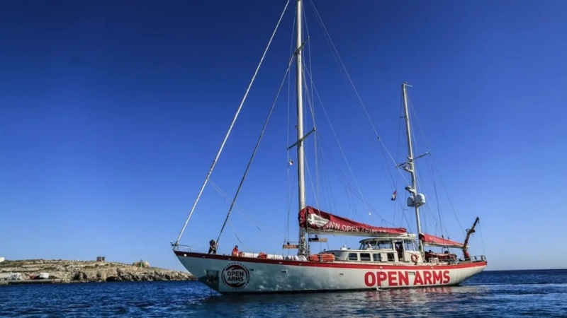 Casa de las Américas welcomes the approach of the sailing ship Astral