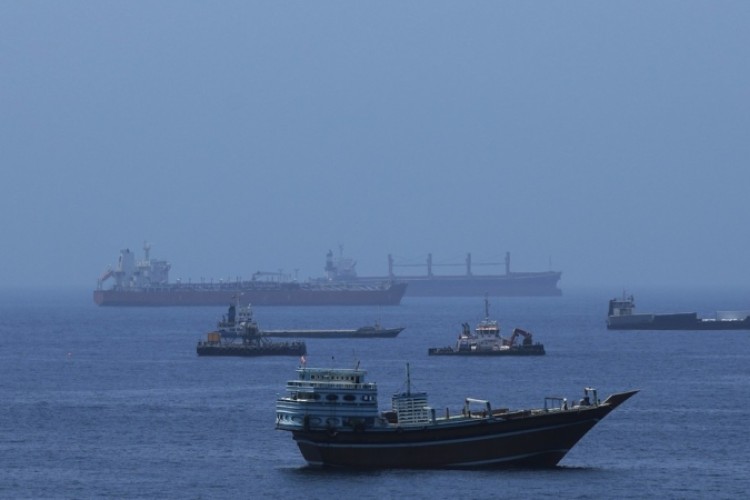 United States changes strategy and attacks Iranian tankers for the first time